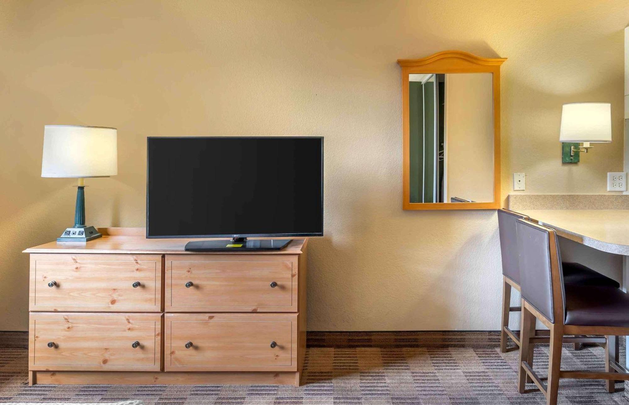 Extended Stay America Select Suites - Chicago - Westmont - Oak Brook Esterno foto