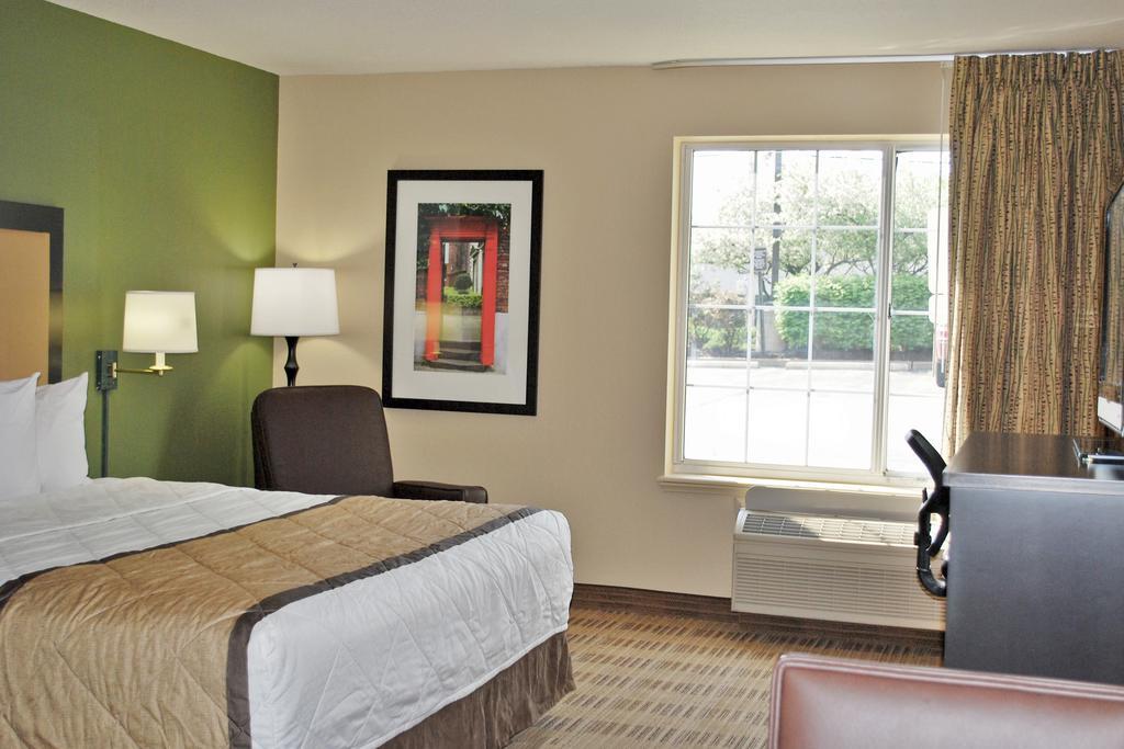 Extended Stay America Select Suites - Chicago - Westmont - Oak Brook Esterno foto
