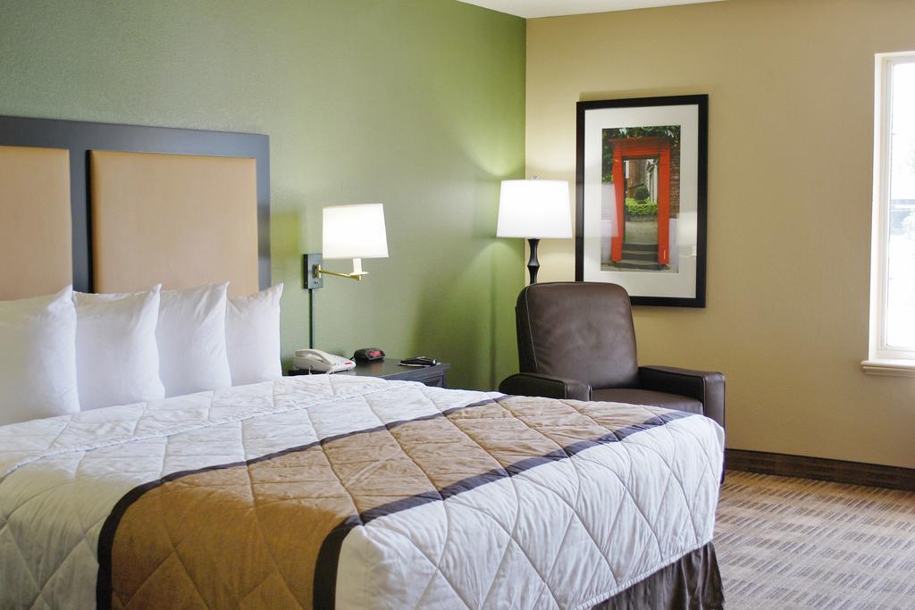 Extended Stay America Select Suites - Chicago - Westmont - Oak Brook Esterno foto