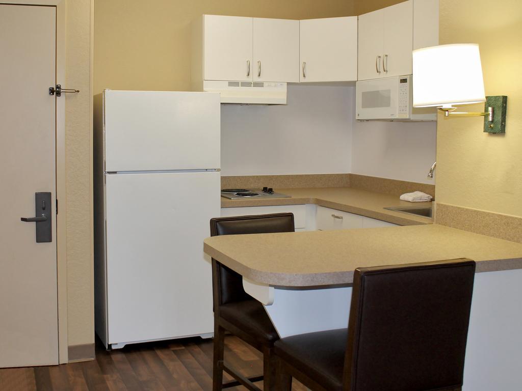 Extended Stay America Select Suites - Chicago - Westmont - Oak Brook Esterno foto